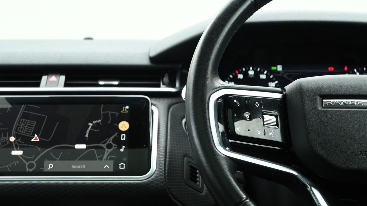 Land Rover Range Rover Velar Image 15