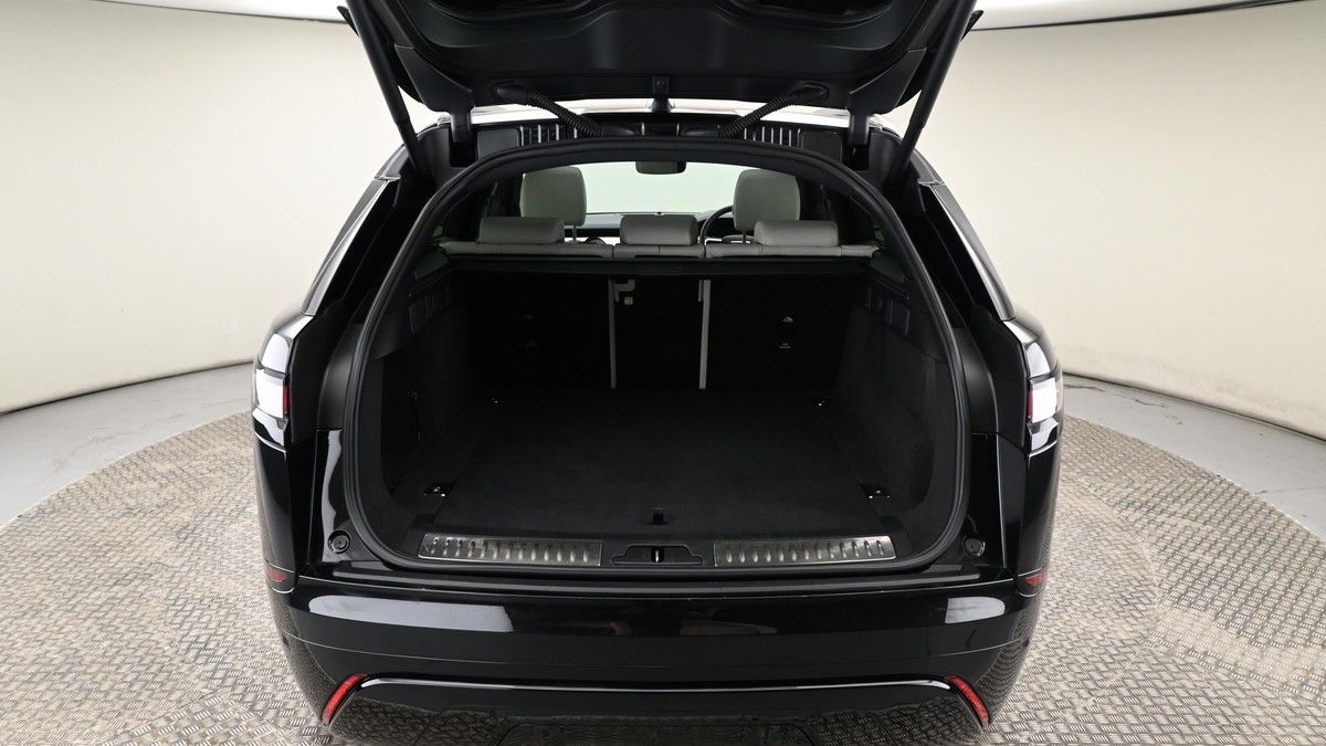 Land Rover Range Rover Velar Image 10