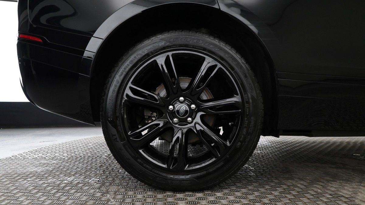 Land Rover Range Rover Velar Image 9