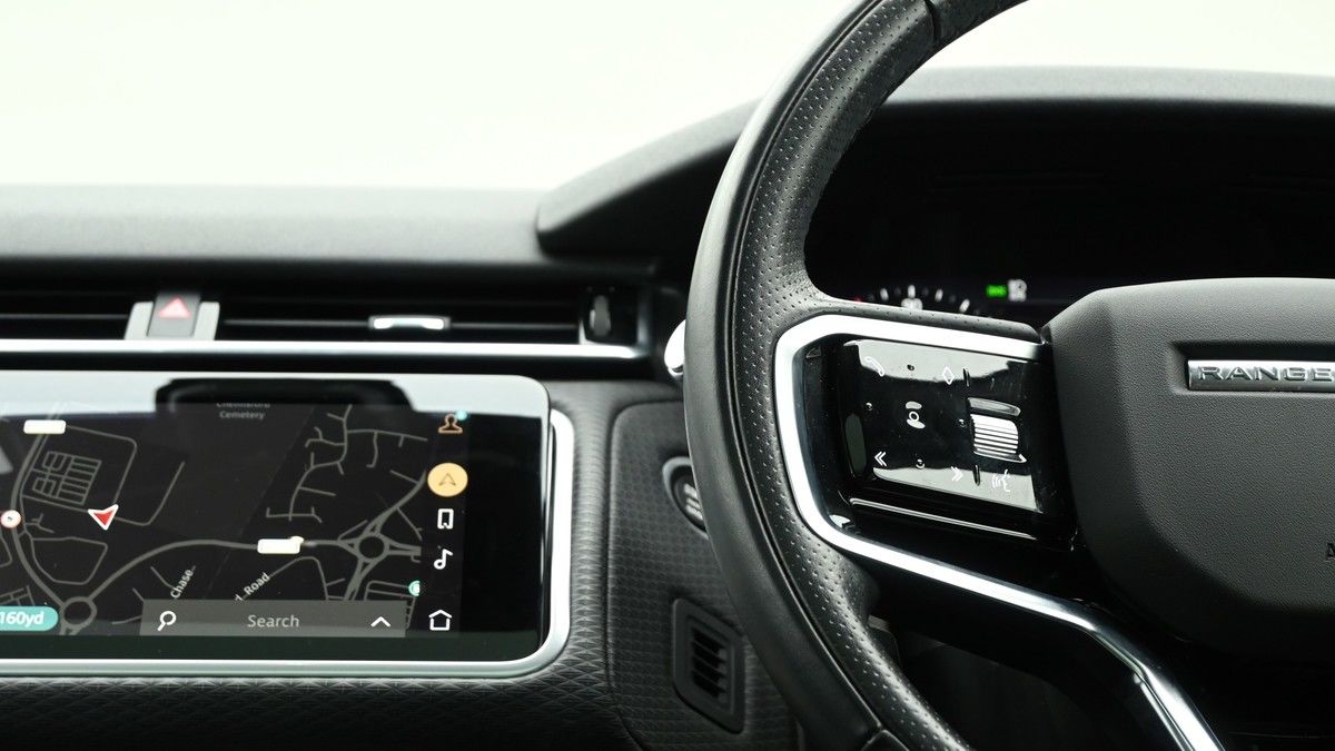 Land Rover Range Rover Velar Image 15