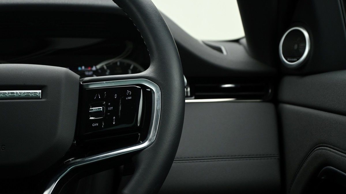 Land Rover Range Rover Evoque Image 16