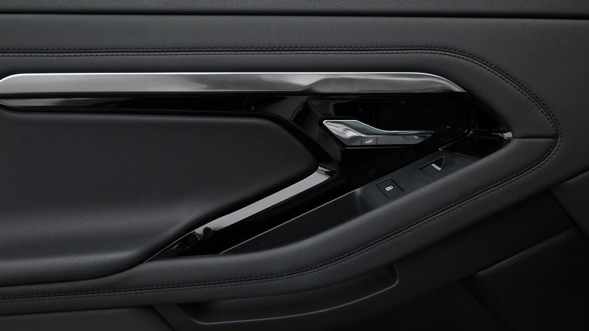 Land Rover Range Rover Evoque Image 13