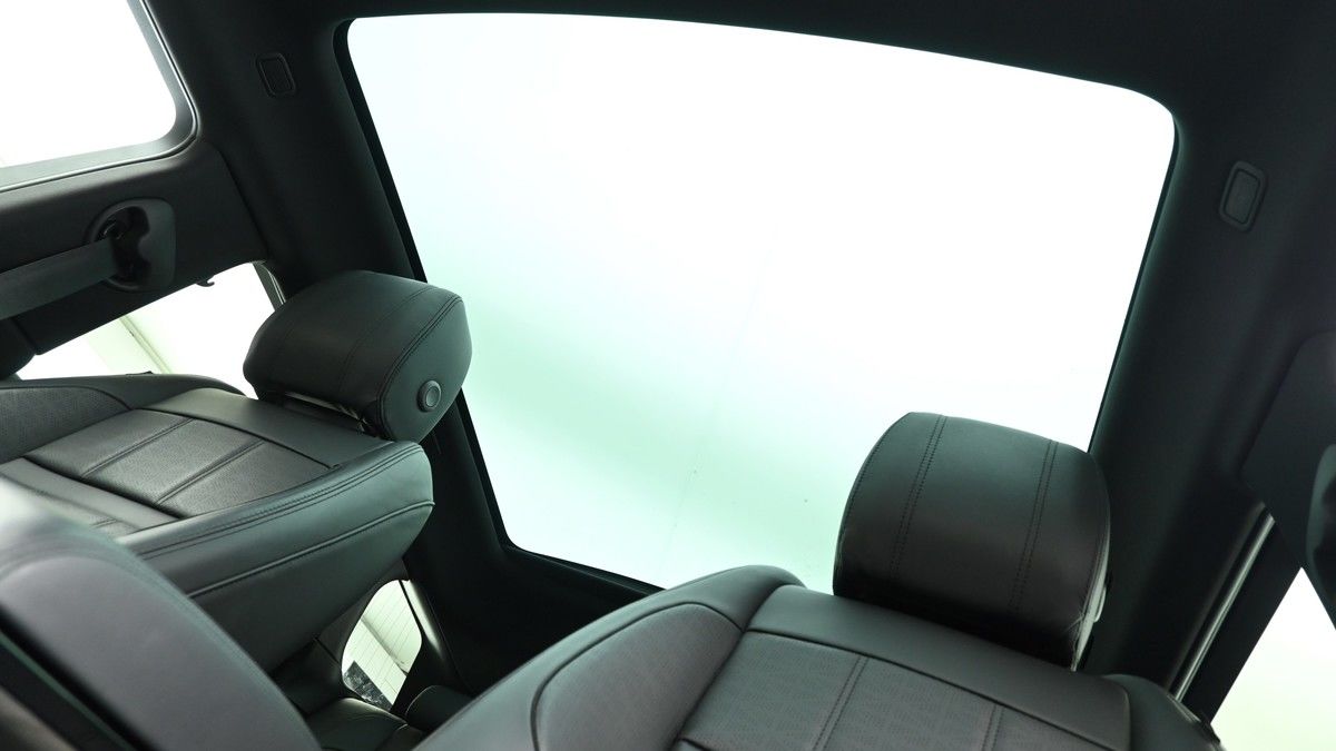 Land Rover Range Rover Evoque Image 2