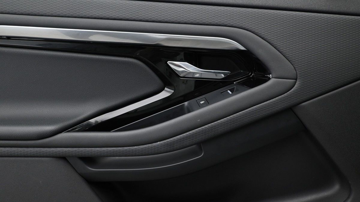 Land Rover Range Rover Evoque Image 13