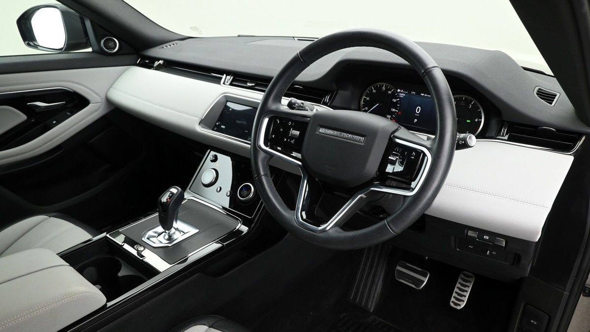 Land Rover Range Rover Evoque Image 2