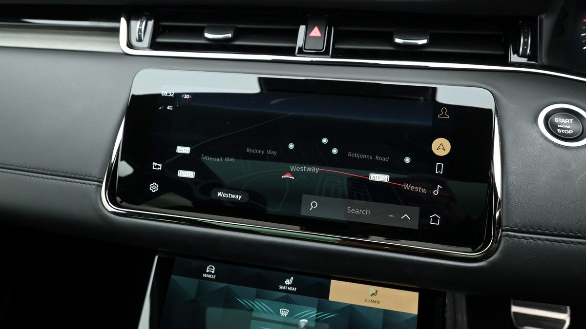 Land Rover Range Rover Evoque Image 11