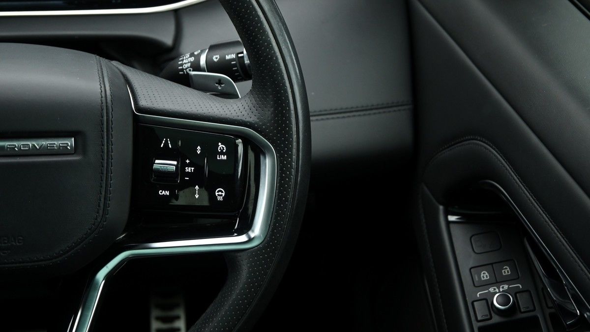 Land Rover Range Rover Evoque Image 16