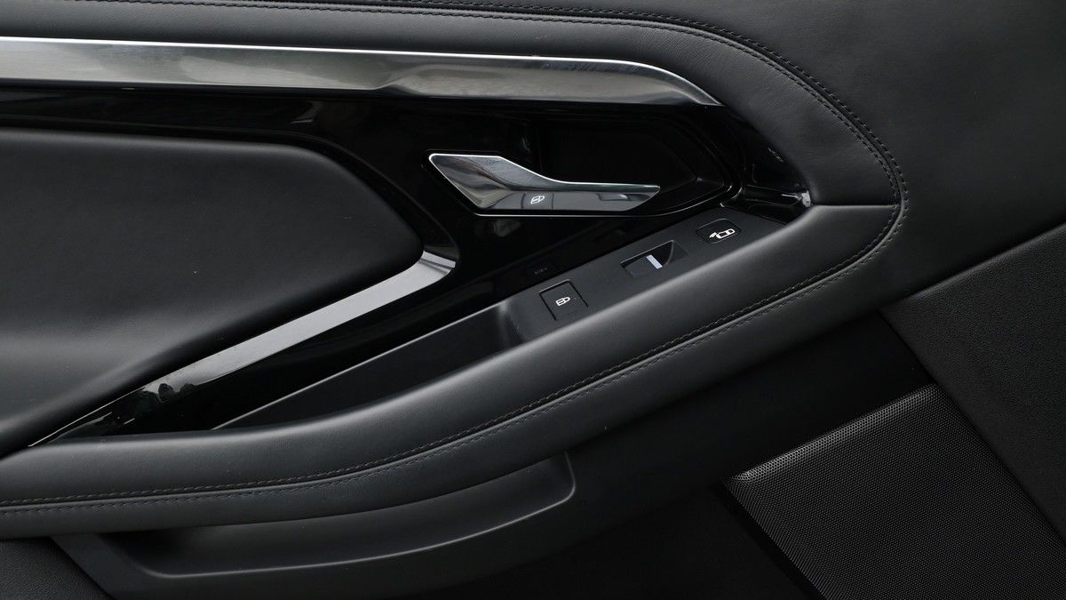 Land Rover Range Rover Evoque Image 13