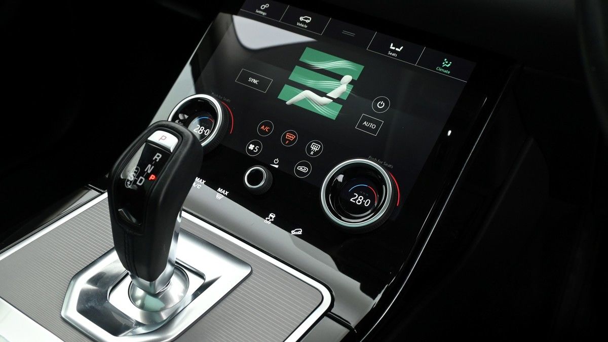 Land Rover Range Rover Evoque Image 12