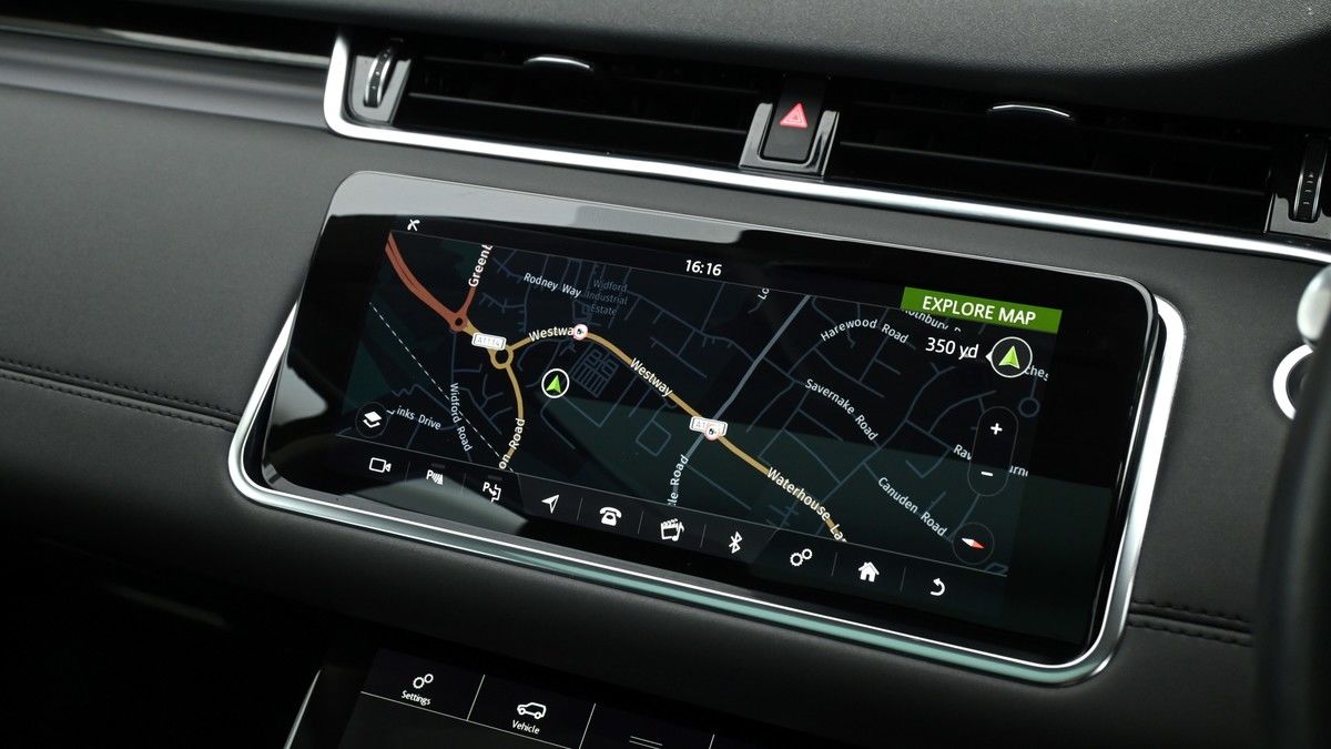 Land Rover Range Rover Evoque Image 11