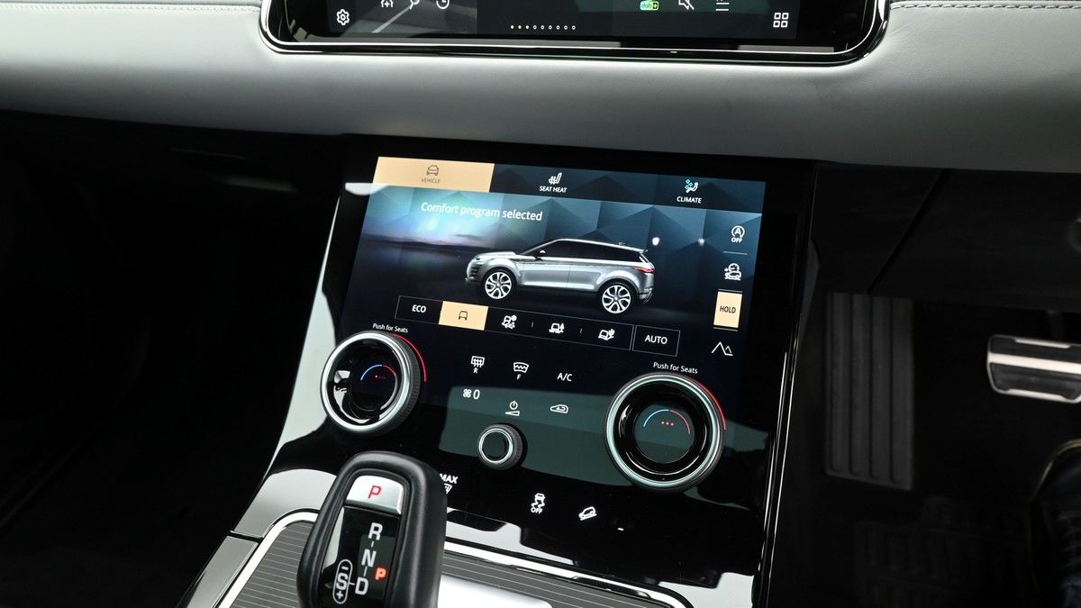 Land Rover Range Rover Evoque Image 12