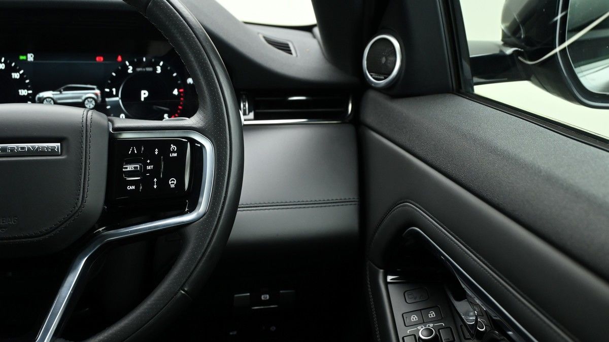 Land Rover Range Rover Evoque Image 16