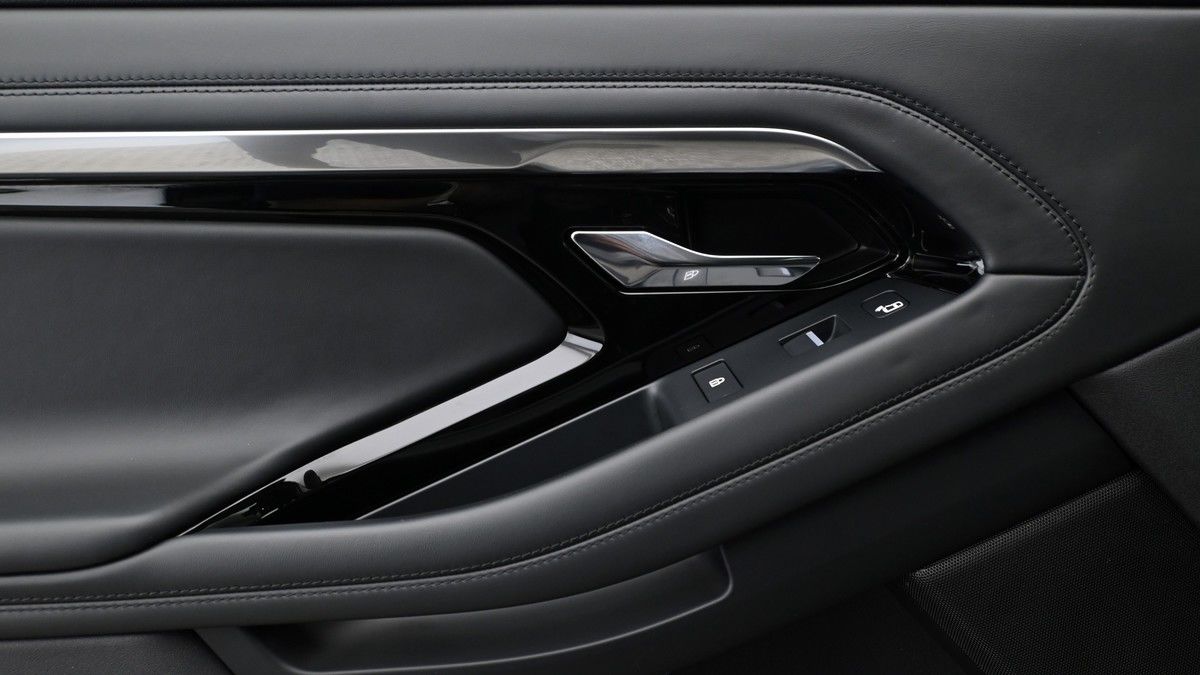 Land Rover Range Rover Evoque Image 13
