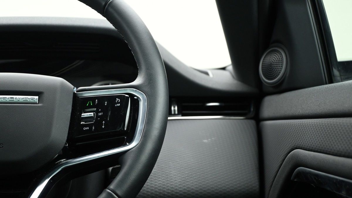 Land Rover Range Rover Evoque Image 16