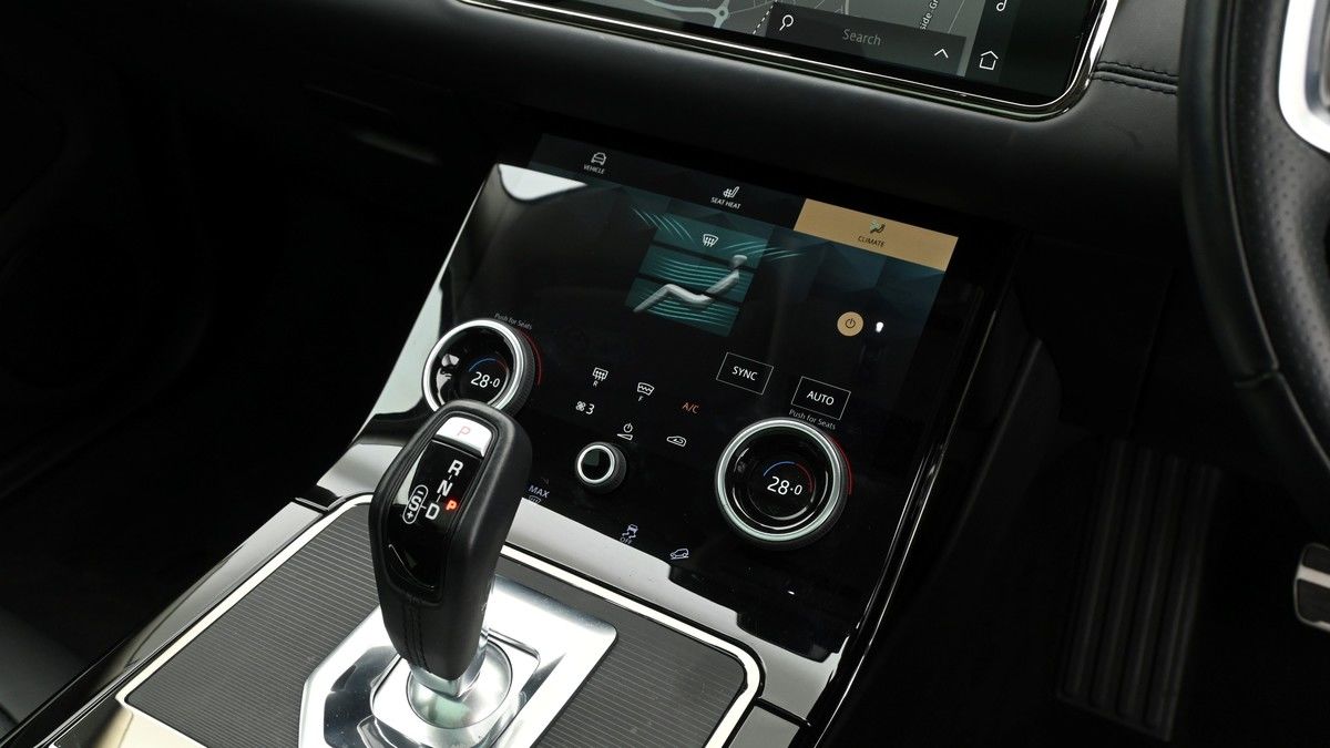 Land Rover Range Rover Evoque Image 12