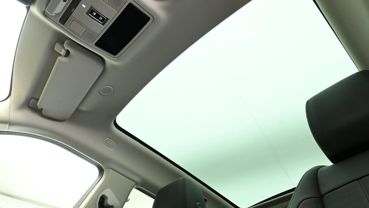 Land Rover Range Rover Evoque Image 2