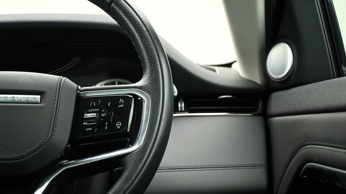 Land Rover Range Rover Evoque Image 16