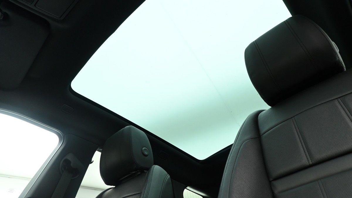 Land Rover Range Rover Evoque Image 2