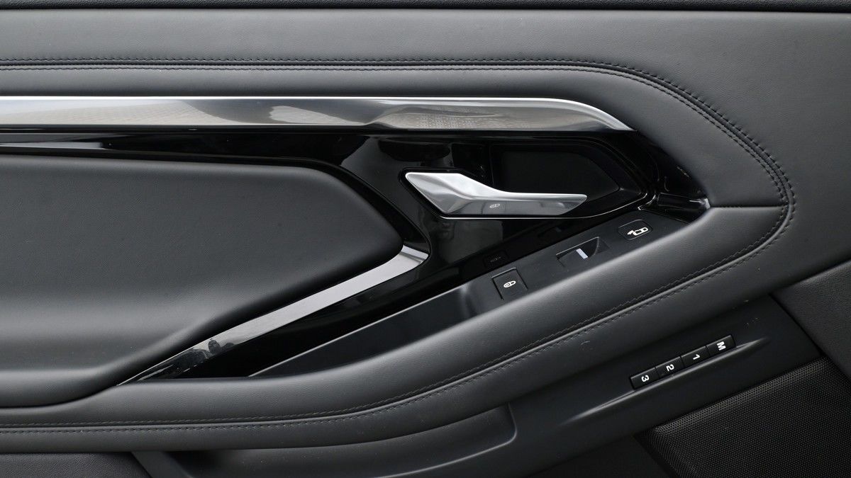 Land Rover Range Rover Evoque Image 13