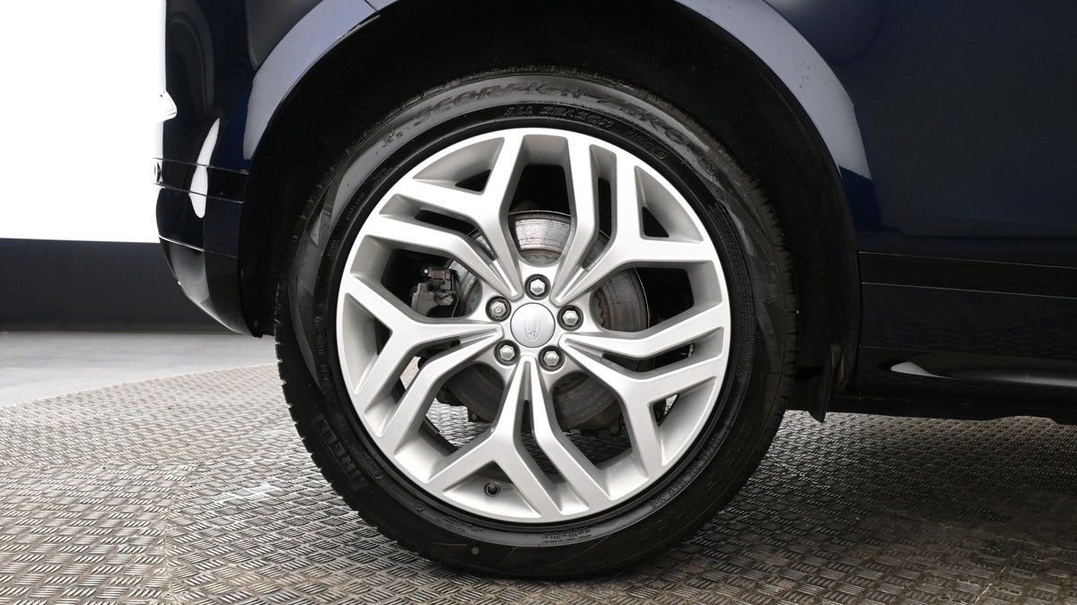 Land Rover Range Rover Evoque Image 9