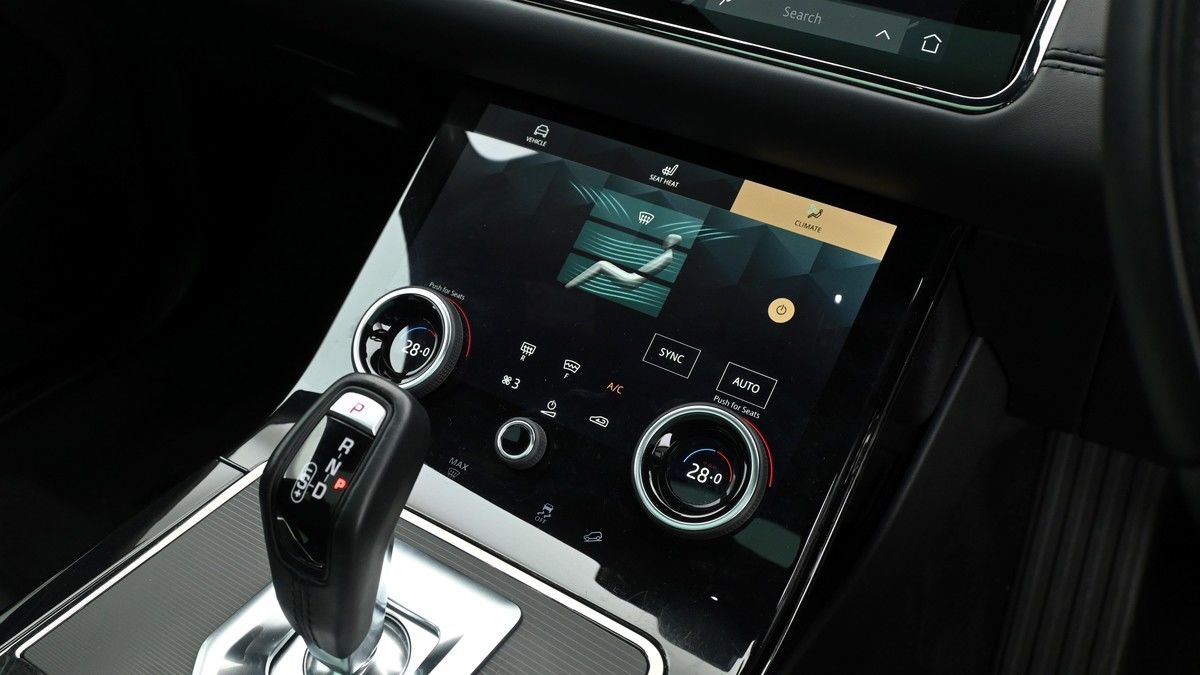 Land Rover Range Rover Evoque Image 12