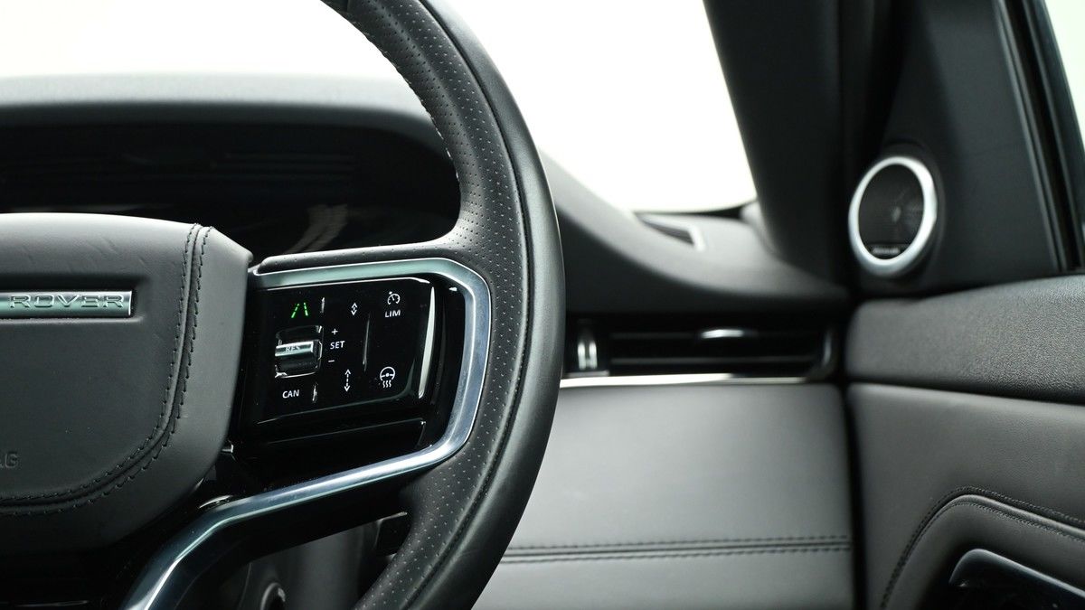 Land Rover Range Rover Evoque Image 16