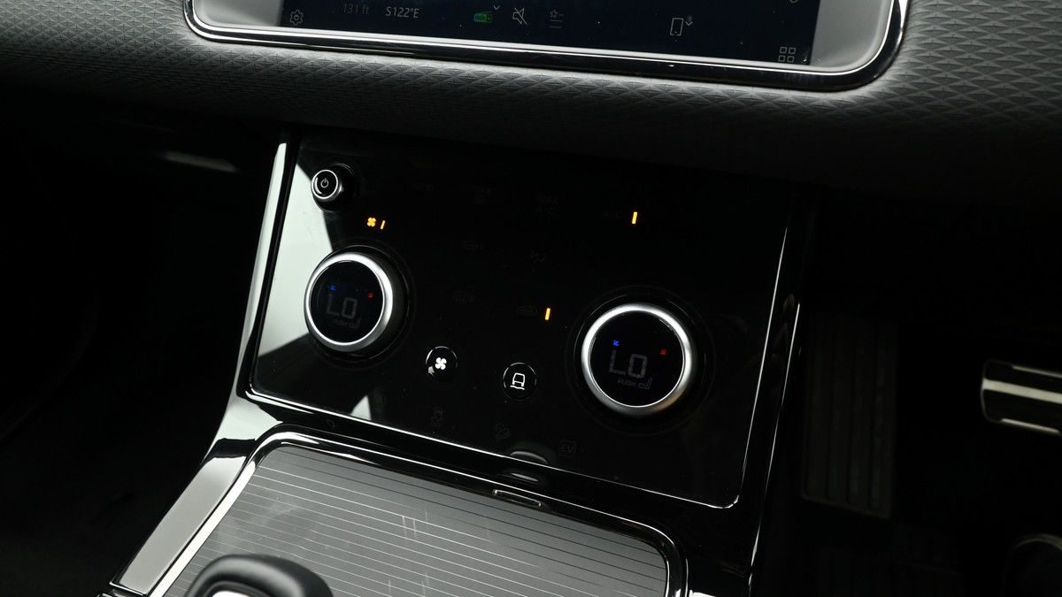 Land Rover Range Rover Evoque Image 12