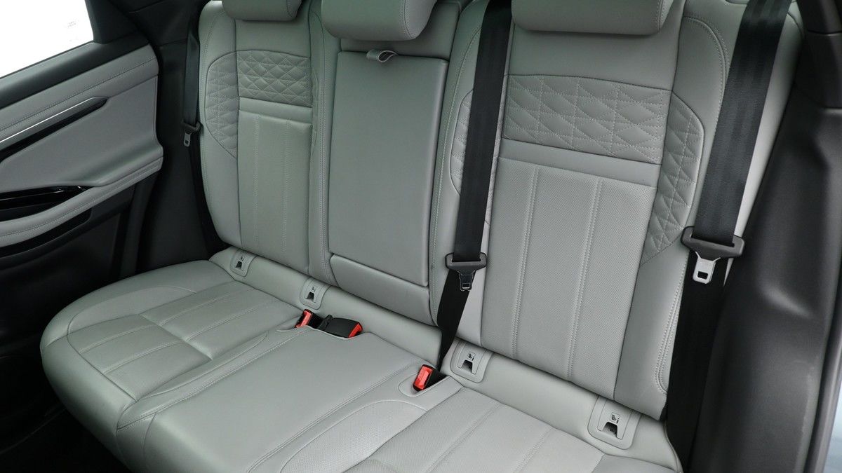 Land Rover Range Rover Evoque Image 5
