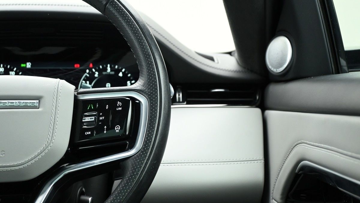 Land Rover Range Rover Evoque Image 16