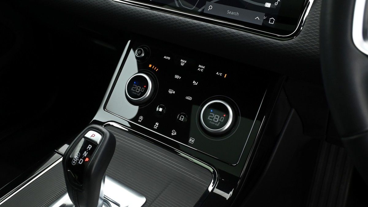 Land Rover Range Rover Evoque Image 12