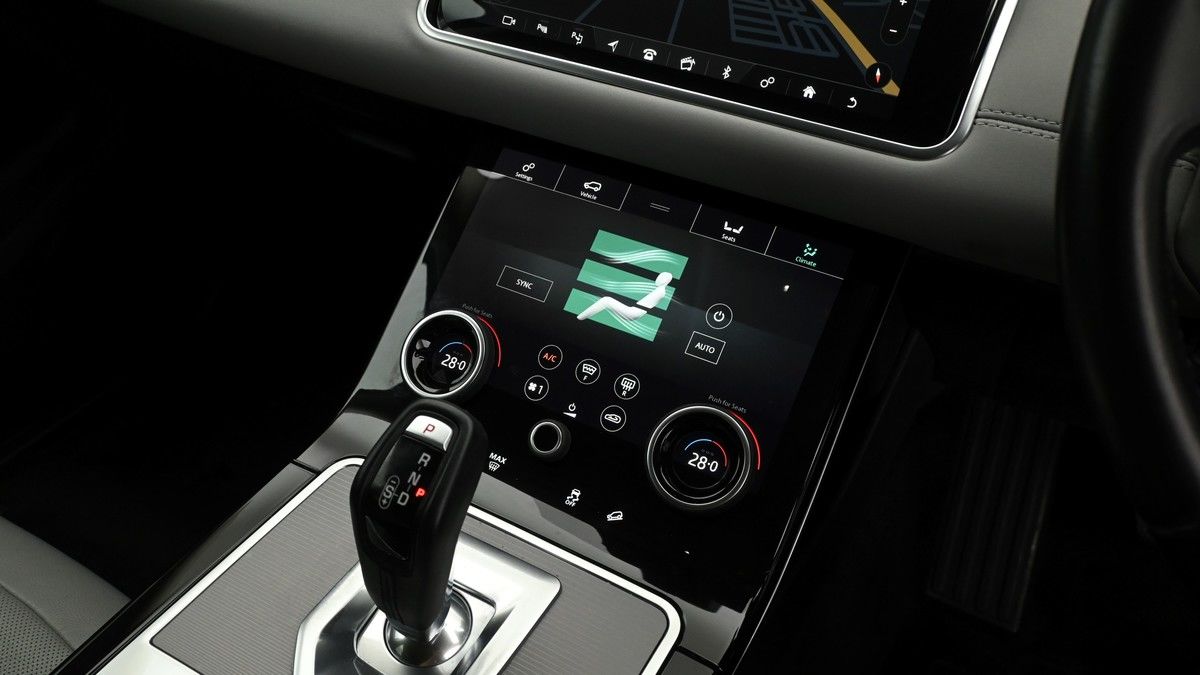 Land Rover Range Rover Evoque Image 11