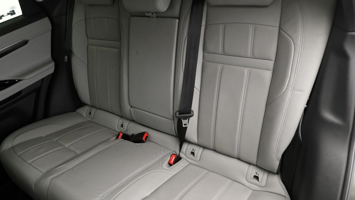 Land Rover Range Rover Evoque Image 4
