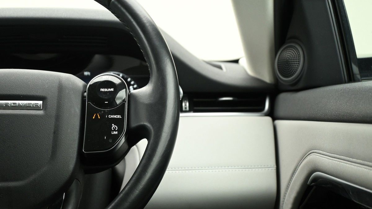 Land Rover Range Rover Evoque Image 15