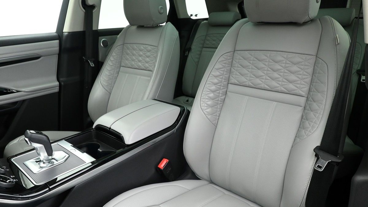 Land Rover Range Rover Evoque Image 4