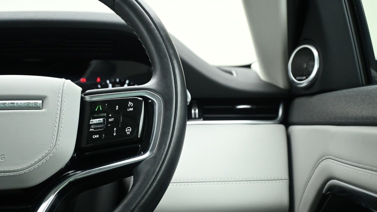 Land Rover Range Rover Evoque Image 16