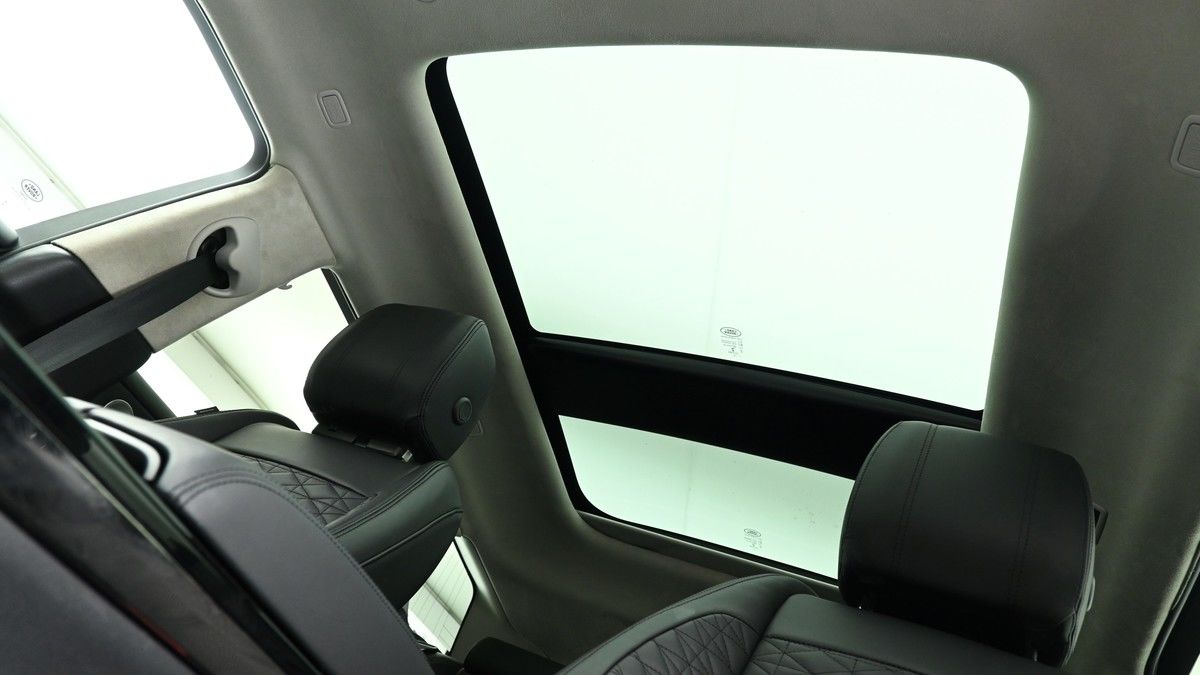 Land Rover Range Rover Evoque Image 2