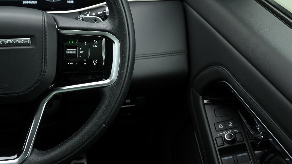 Land Rover Range Rover Evoque Image 16