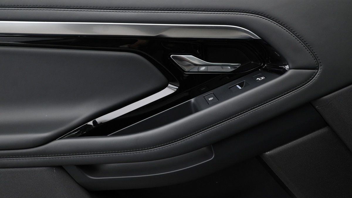 Land Rover Range Rover Evoque Image 13