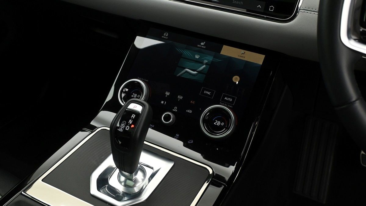 Land Rover Range Rover Evoque Image 12