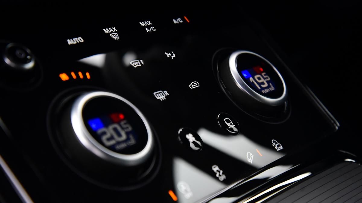 Land Rover Range Rover Evoque Image 10