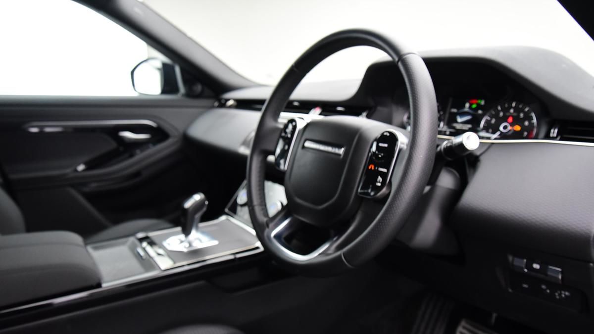 Land Rover Range Rover Evoque Image 2