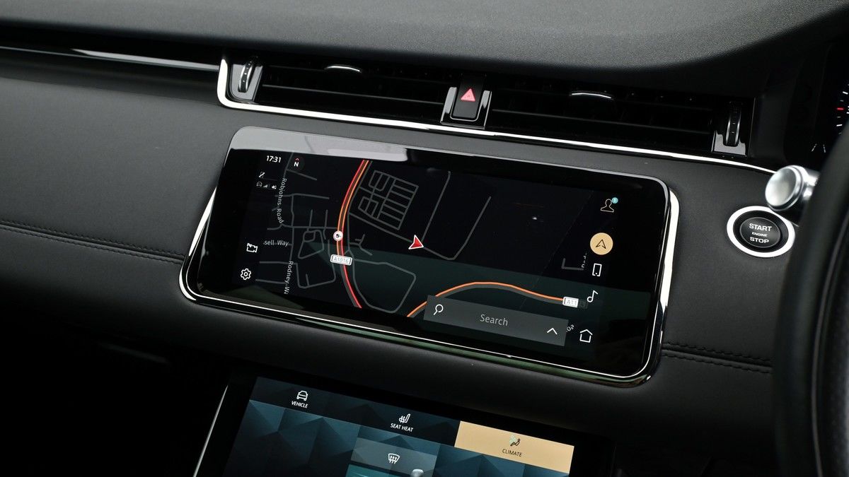 Land Rover Range Rover Evoque Image 11