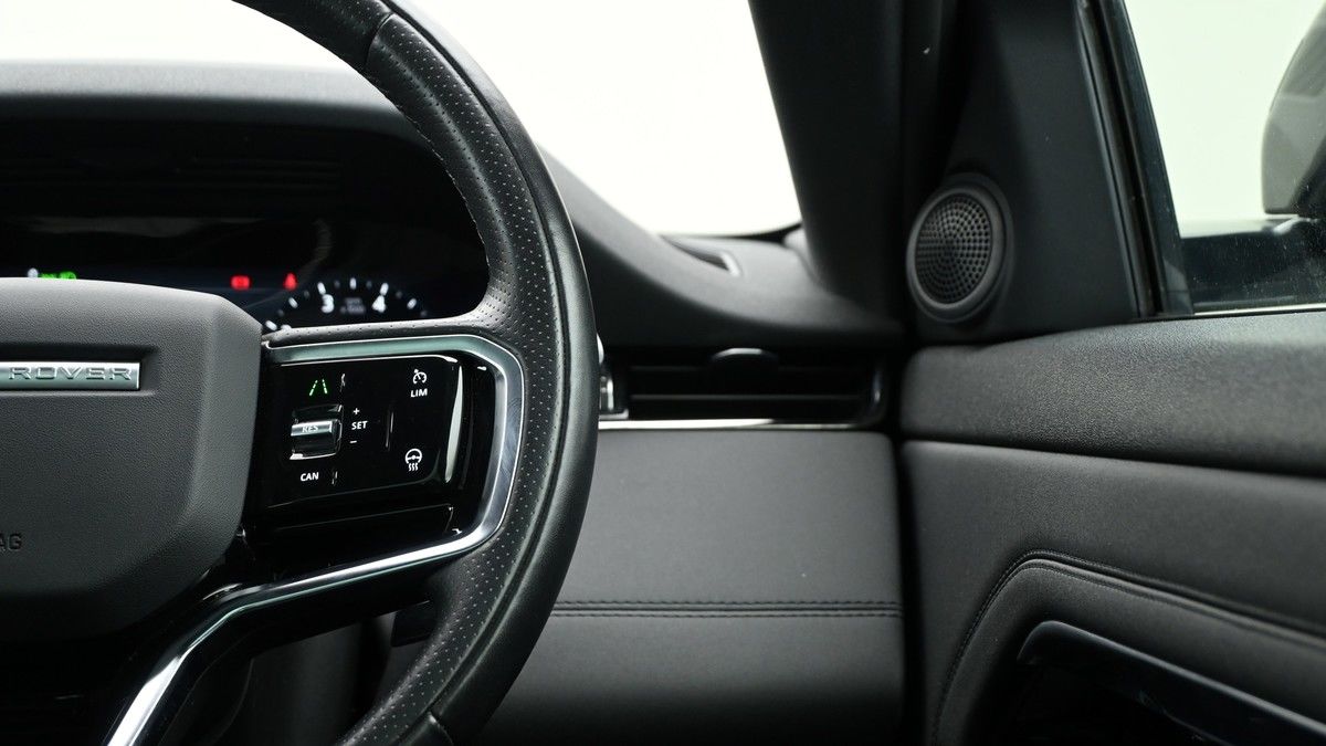 Land Rover Range Rover Evoque Image 16