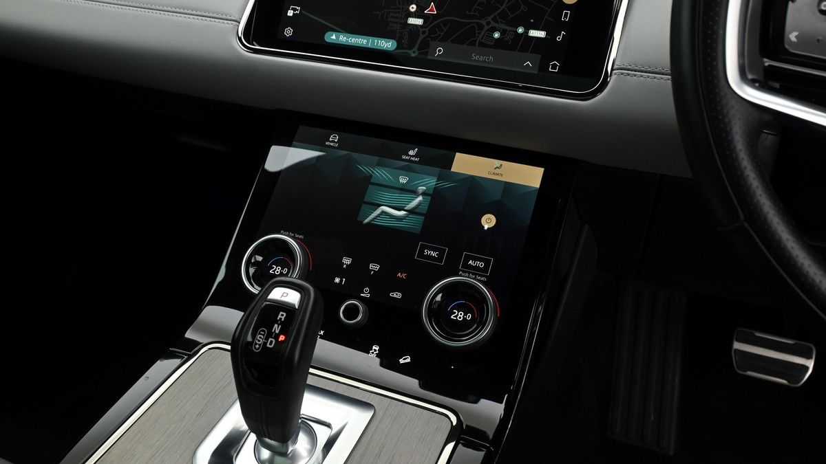 Land Rover Range Rover Evoque Image 12