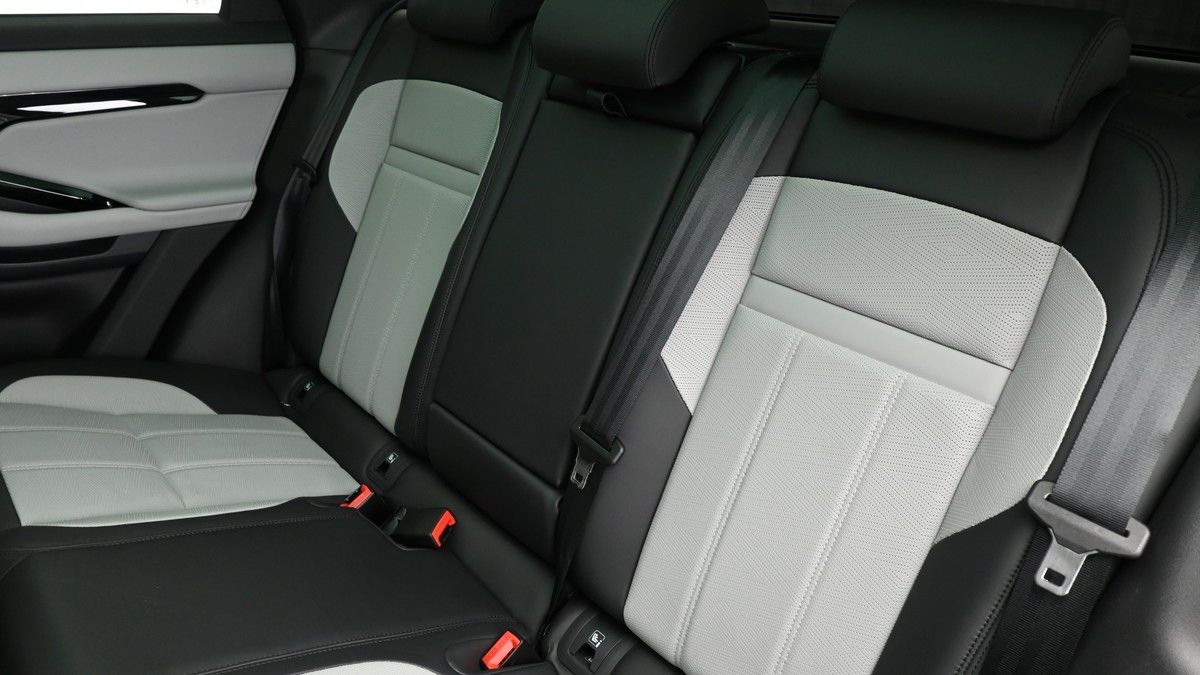 Land Rover Range Rover Evoque Image 5