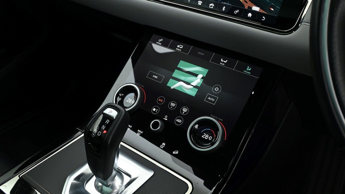 Land Rover Range Rover Evoque Image 12