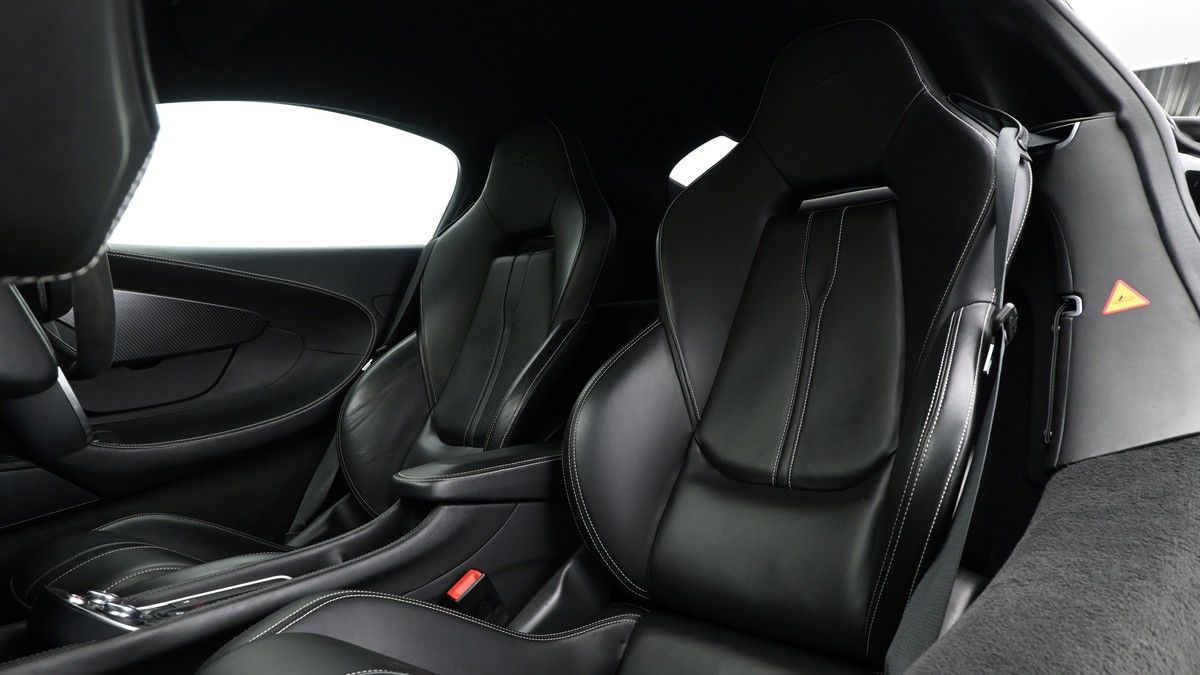 McLaren 570S Image 7