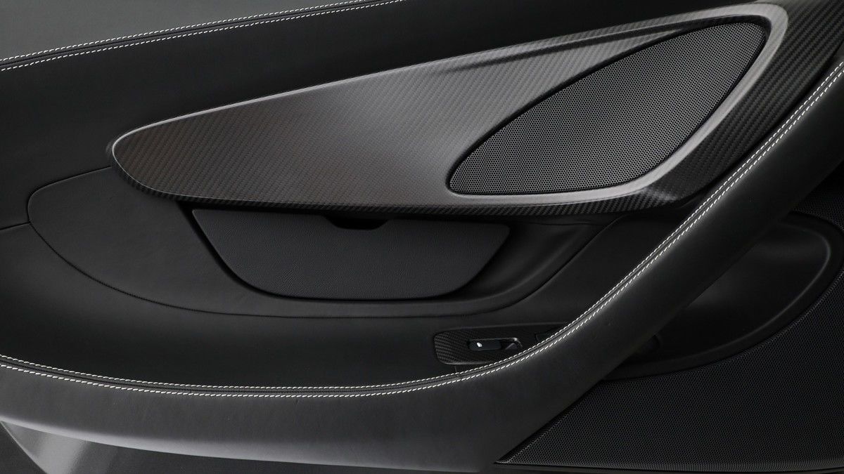 McLaren 570S Image 25