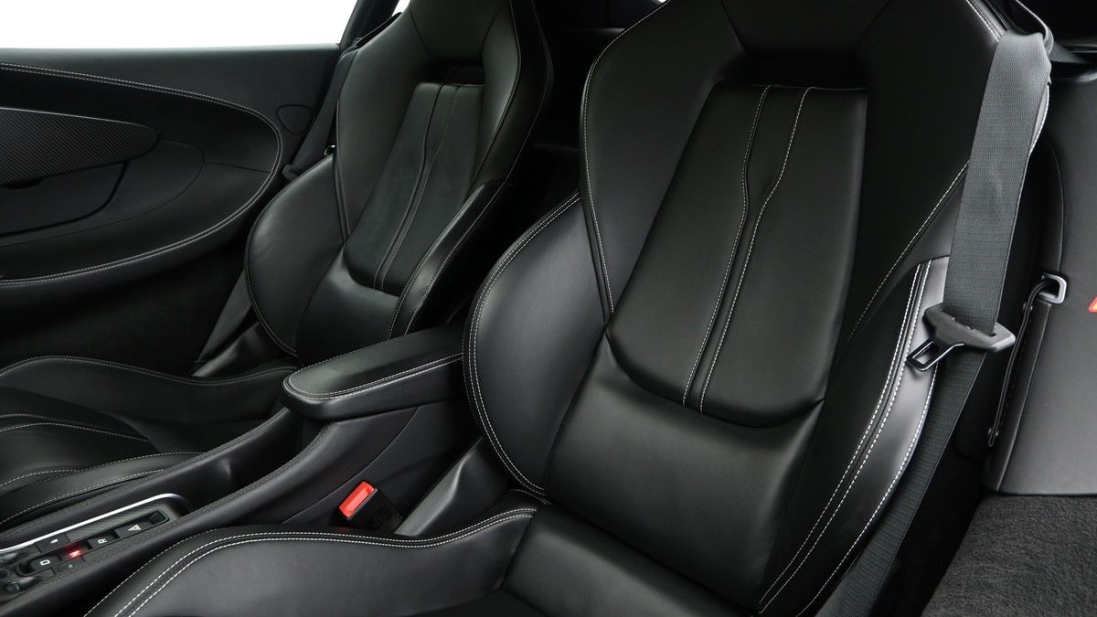 McLaren 570S Image 8