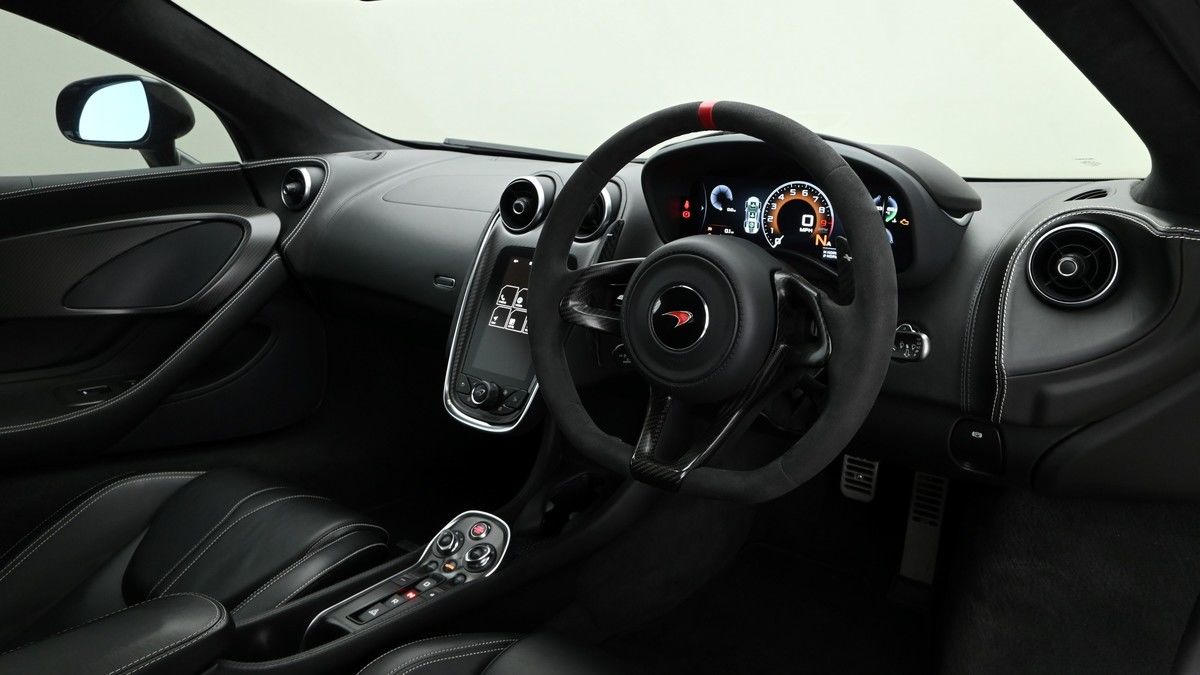 McLaren 570S Image 6